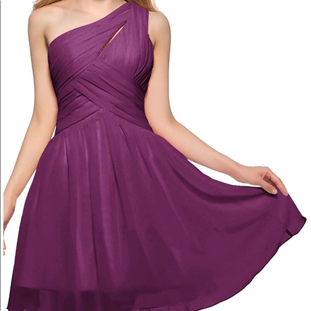 🔥Plum color one shoulder dress NWT!